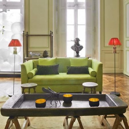 Surprenantes- Santeuil Apartment Luaran gambar